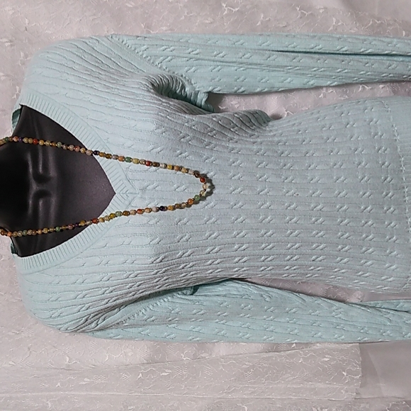 Van Heusen Seafoam / Mint Green Cable Knit V-Neck Pullover Sweater - Picture 2 of 14